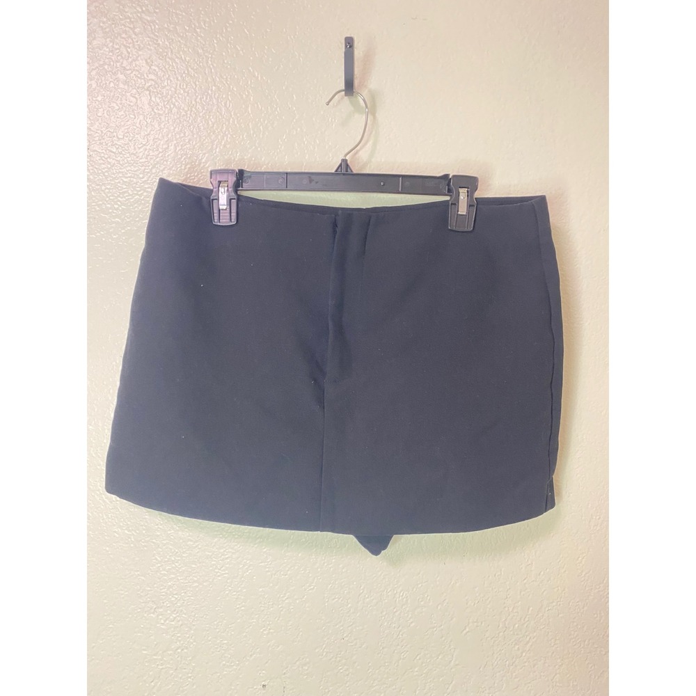 Zara Womens Black Solid Mini Skort Shorts Skirt Size XL Side Zip Casual Work